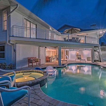 Surrounded By Sea Breezes Villa Anna Maria Exteriör bild